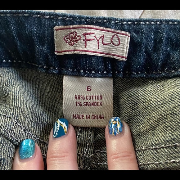 Blue jeans with rhinestones - Picture 4 of 5